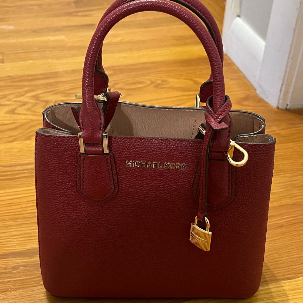 Micheal Kors Purse
